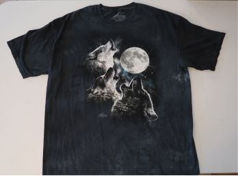 Howling Wolf T-shirt, Adult XL