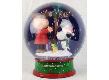 Peanuts Charlie Brown Snoopy Woodstock Oh Christmas Tree 11' Musical Snow Globe (Tested & Working)