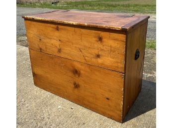 COUNTRY PINE GRAIN BIN