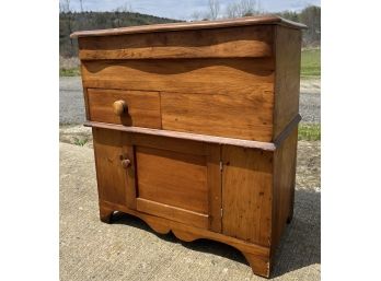 COUNTRY PINE LIFT TOP COMMODE