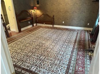 HANDMADE ROOM SIZE ORIENTAL STYLE DOMESTIC MADE RUG