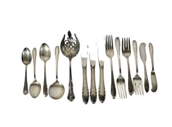 GROUPING OF STERLING SILVER FLATWARE