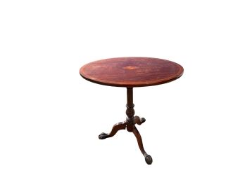 CHIPPENDALE STYLE TILT TOP CANDLE STAND