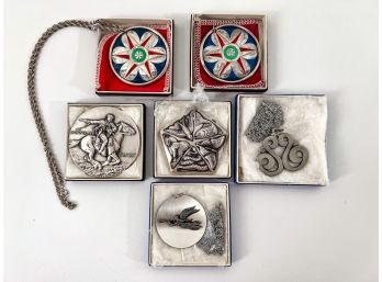 (4) TOWLE PEWTER MEADLLIONS & (2) ENAMELED