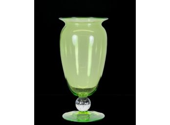 PAIRPOINT VASE w CONTROLLED BUBBLE STEM