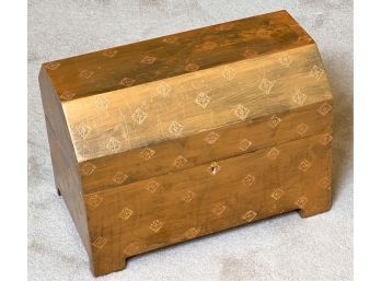 DECORATIVE CHINESE STYLE GLOVE BOX