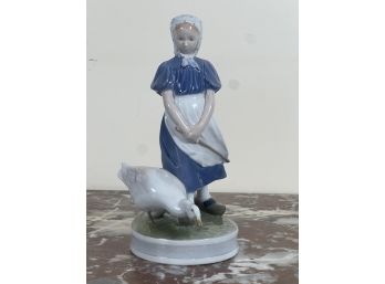 ROYAL COPENHAGEN FIGURE: GIRL WITH GOOSE