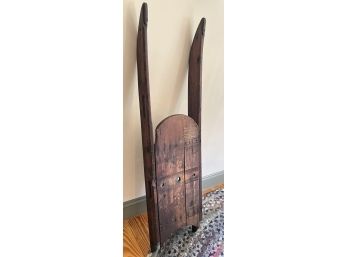 ANTIQUE WOODEN CHILD'S SLED