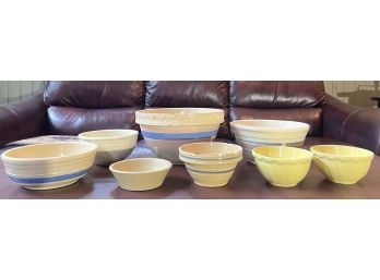 GROUPING OF YELLOWWARE BOWLS, ETC