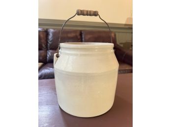 VINTAGE STONEWARE CROCK w/ SWING HANDLE