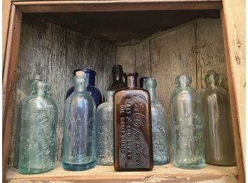 COLLECTION OF ANTIQUE BOTTLES