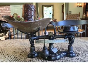 ANTIQUE CAST IRON FAIRBANKS SCALE