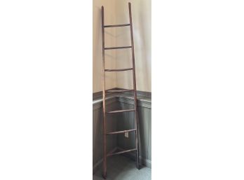 EARLY (19th c) WOODEN APPLE LADDER