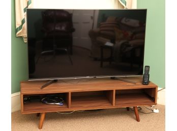 SONY 54 INCH FLAT SCREEN TELEVISION SET and STAND