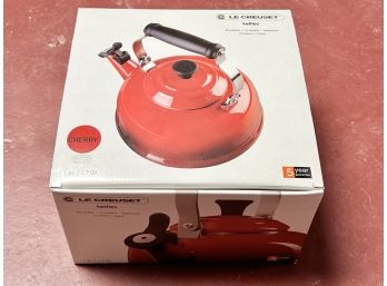 LE CREUSET 1.7 QUART KETTLE