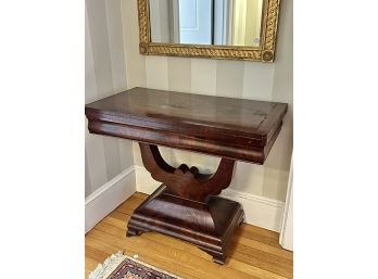 (19th c) AMERICAN CLASSICAL MAHOGANY GAME TABLE