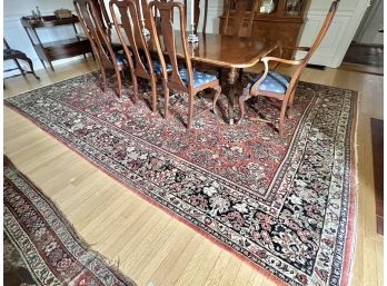 (Mid 20th c) ROOM-SIZED SAROUK ORIENTAL RUG