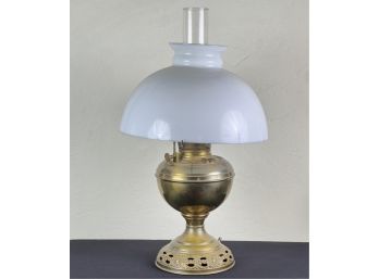 BRADLEY & HUBBARD BRASS OIL LAMP