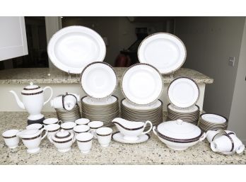 'Mountbatten' Bone China Dinner Service By Royal Worcester